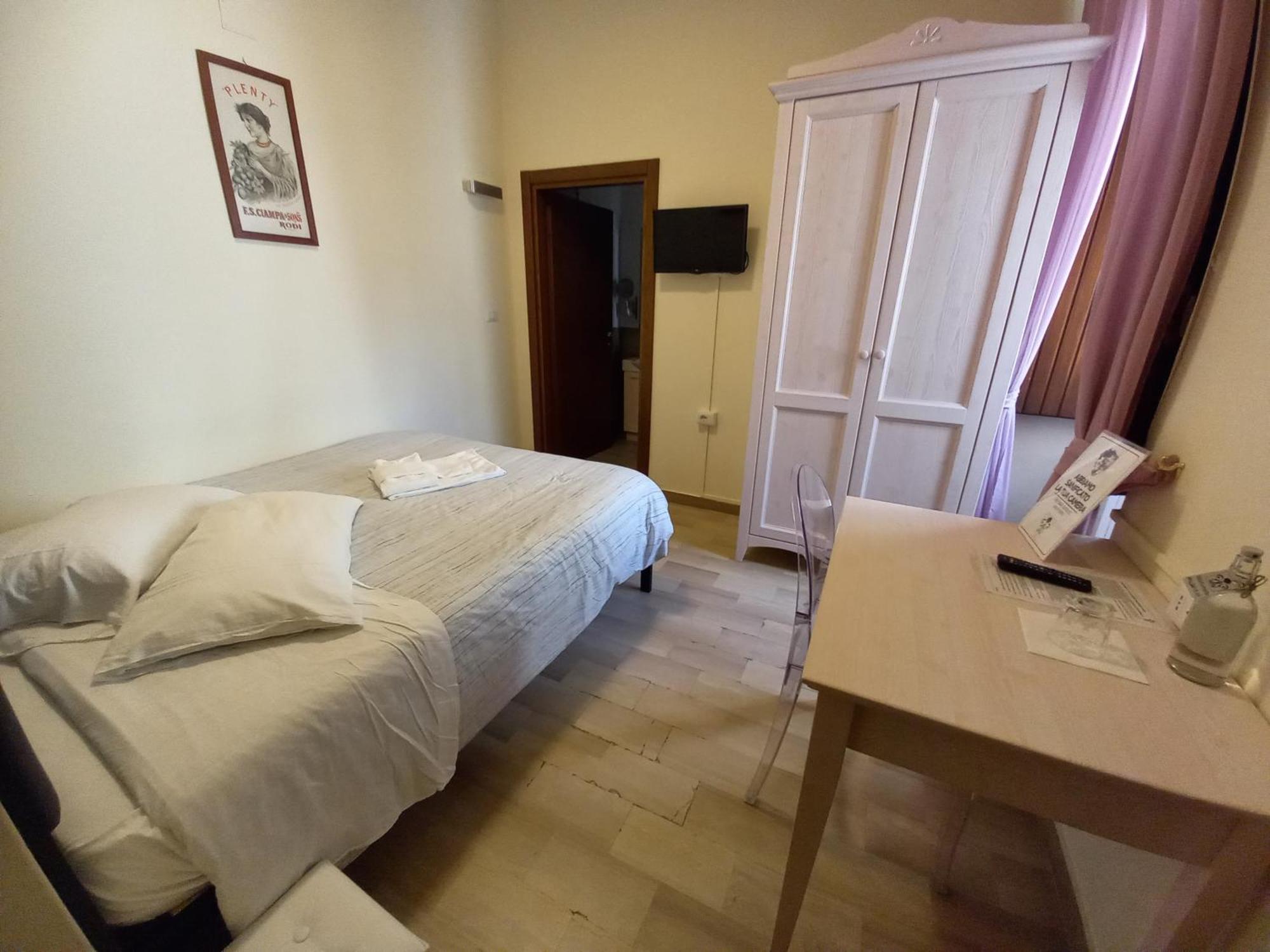 L'Antico Monastero Bed and Breakfast Sant'Agata di Puglia Værelse billede